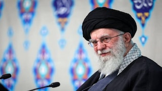 খামেনেইয়ের স্ত্রীরও মৃত্যু৷ 