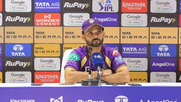 তাঁর চোখ পুরো খোলা রয়েছে! SRH-র বিরুদ্ধে হারের কারণ ‘কবর খুঁড়ে’ বার করে আনলেন রাহানে