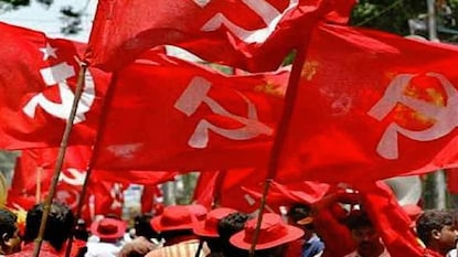 বুক স্টলে বই বিক্রিতে এ বছরও সাফল্য৷ বুক স্টলে বই বিক্রিতে এ বছরও সাফল্য৷