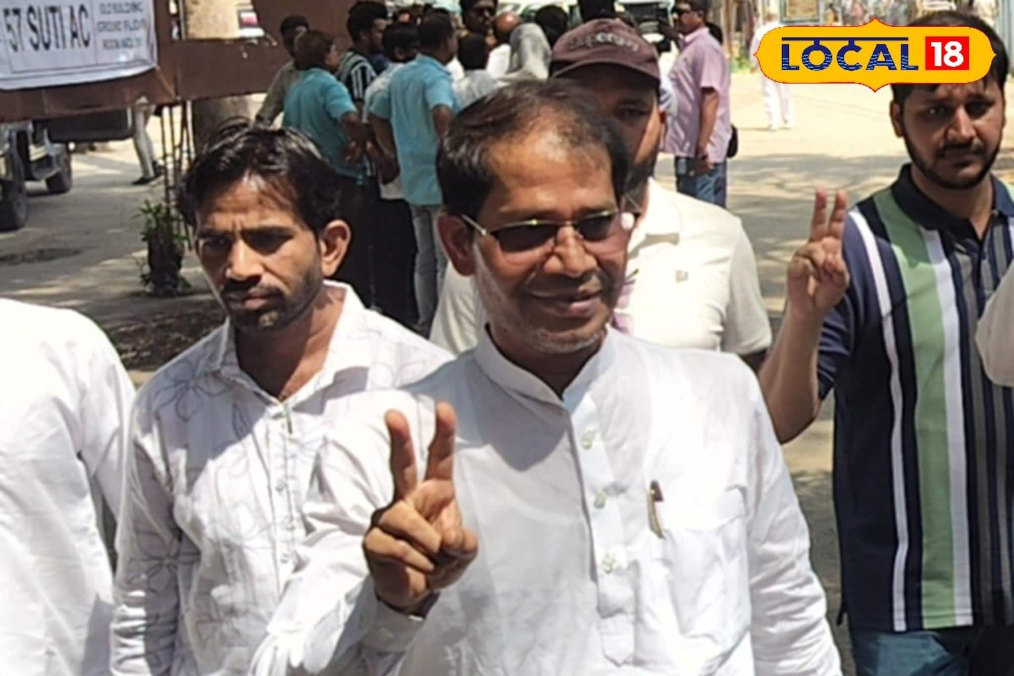 মমতার হুঁশিয়ারি, মুহূর্তেই বদলে গেলেন মনিরুল! মনোনয়ন প্রত্যাহার বিদায়ী বিধায়কের