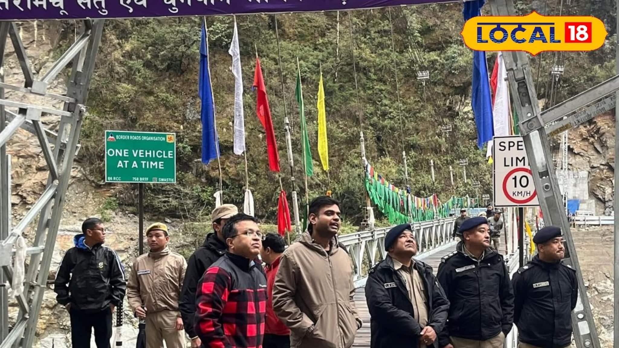 Sikkim Landslide: রাস্তা ভেঙে সিকিমে আটকে ১৫০০ পর্যটক! যান চলাচল বন্ধ, কী পরিস্থিতি সেখানে? প্রকাশ্যে ছবি