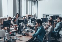 Job News in India: ছাঁটাইয়ের মাঝেই চাকরির খবর, ভারতে ৫০,০০০ কর্মী নিয়োগ মার্কিন বহুজাতিক সংস্থার, AI দক্ষতায় বিশেষ জোর