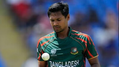 বাংলাদেশ পেসার আবার আলোচনায়।