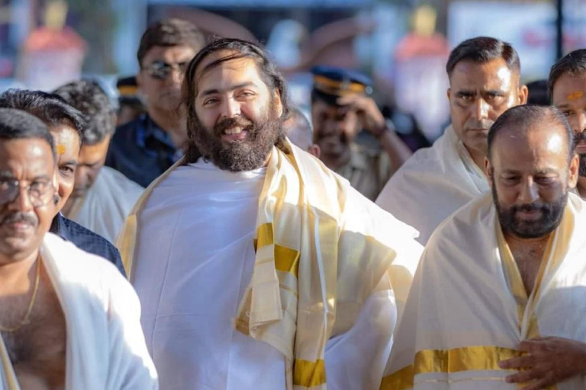 কেরলের ২ ঐতিহ্যবাহী প্রাচীন মন্দিরের জন্য এবং হাতিদের কল্যাণে ১৮ কোটি টাকারও বেশি অনুদান ঘোষণা অনন্ত আম্বানির