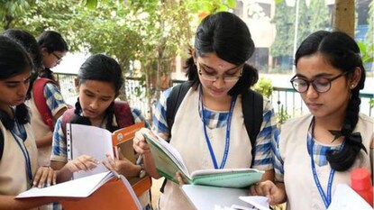 ICSE & ISC Results 2026 Dates: রাত পোহালেই ICSE এবং ISC-র ফলপ্রকাশ! কোথায় কীভাবে দেখবেন রেজাল্ট, জানুন