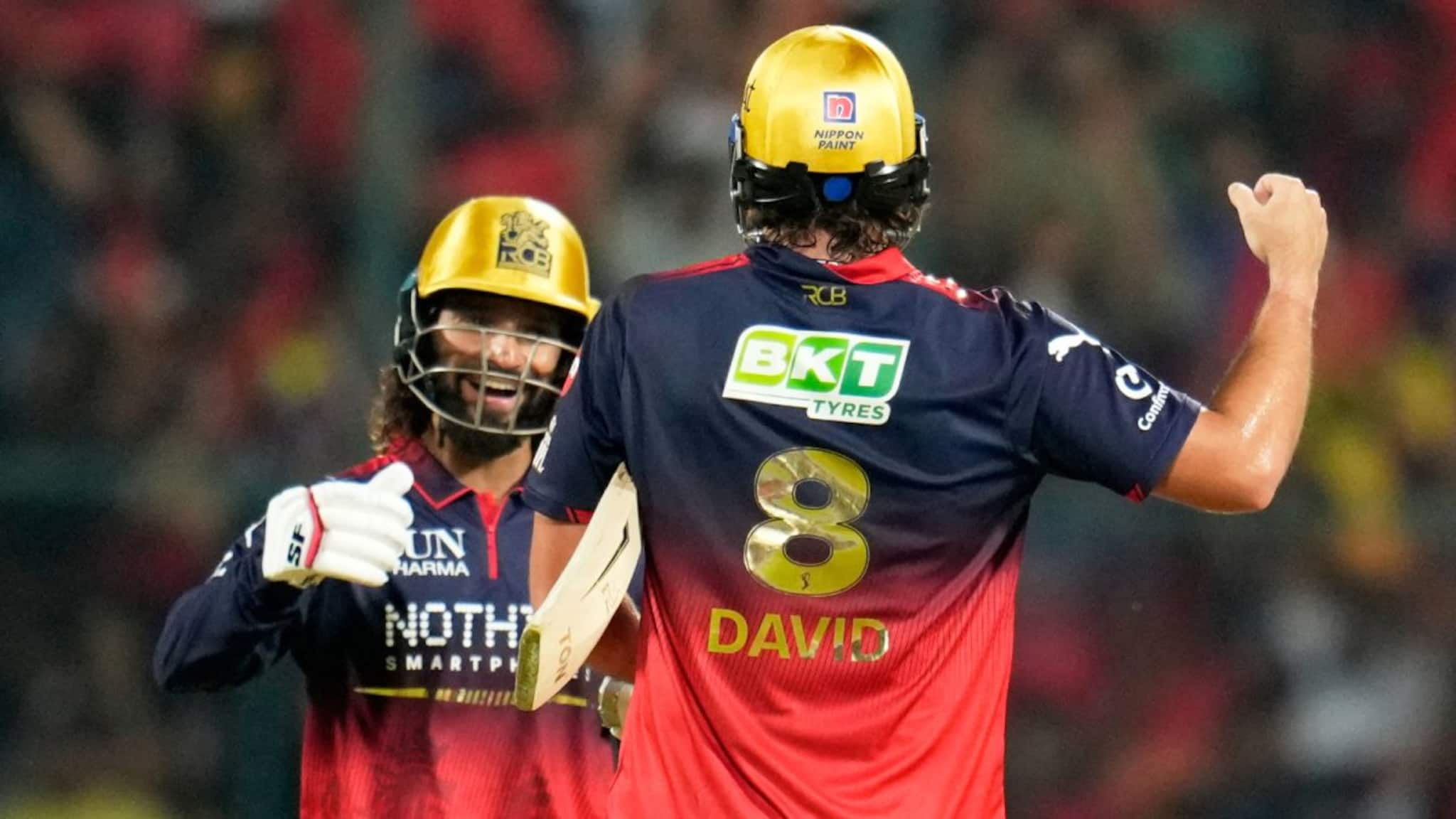 আরসিবির ব্যাটিং তাণ্ডব! খড়কুটোর মতো উড়ে গেল সিএসকের বোলিং! চেন্নাইয়ের টার্গেট ২৫১