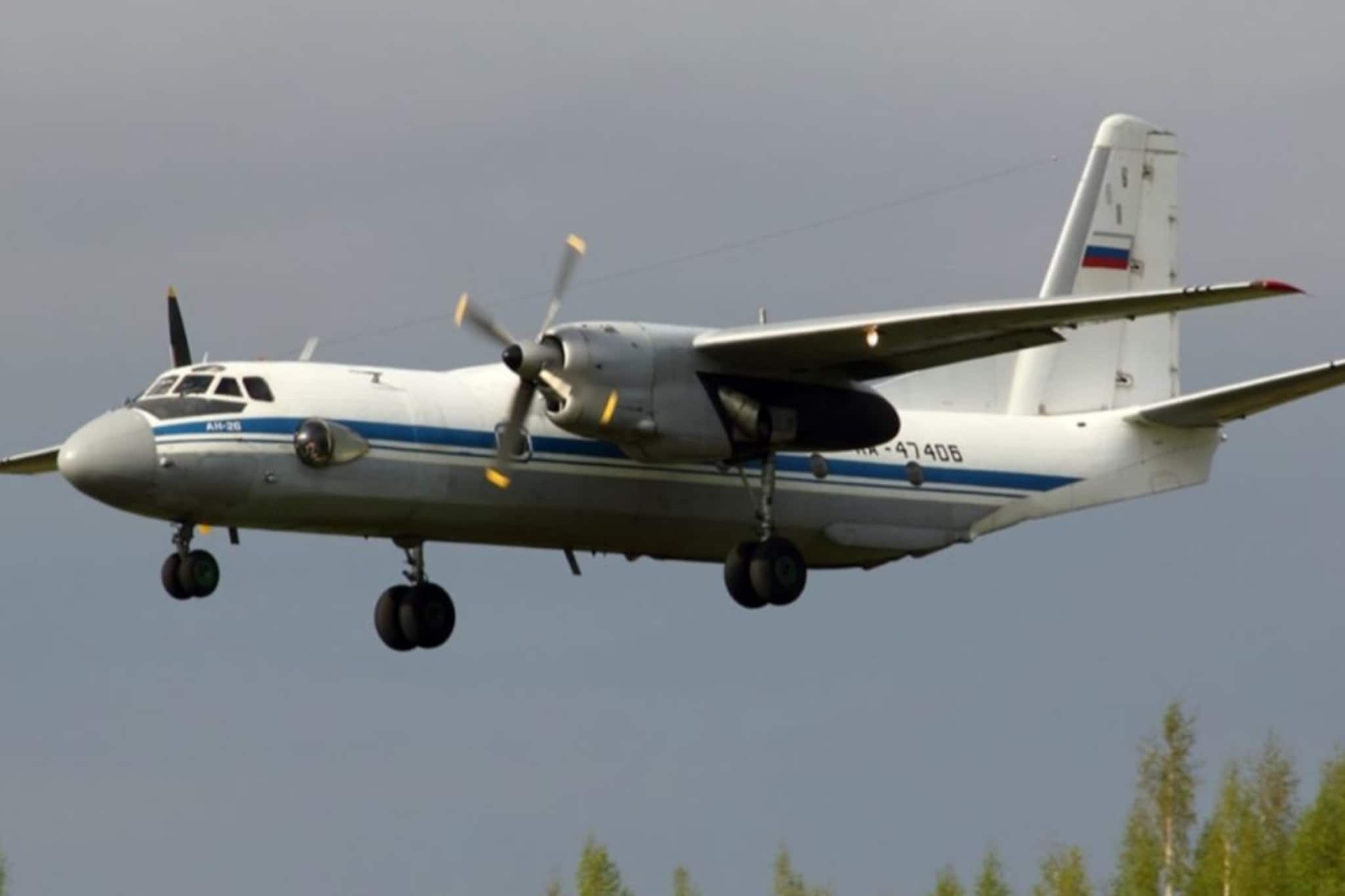 ক্রিমিয়ার পাহাড়ে ধাক্কা খেয়ে ভেঙে পড়ল রাশিয়ার সামরিক An-26 বিমান ! মৃত ২৯