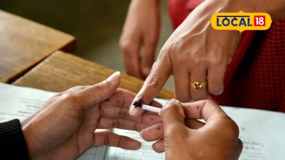 বাসে চেপে উত্তরবঙ্গ থেকে দক্ষিণবঙ্গে আসছেন ভোটকর্মীরা | প্রতীকী ছবি