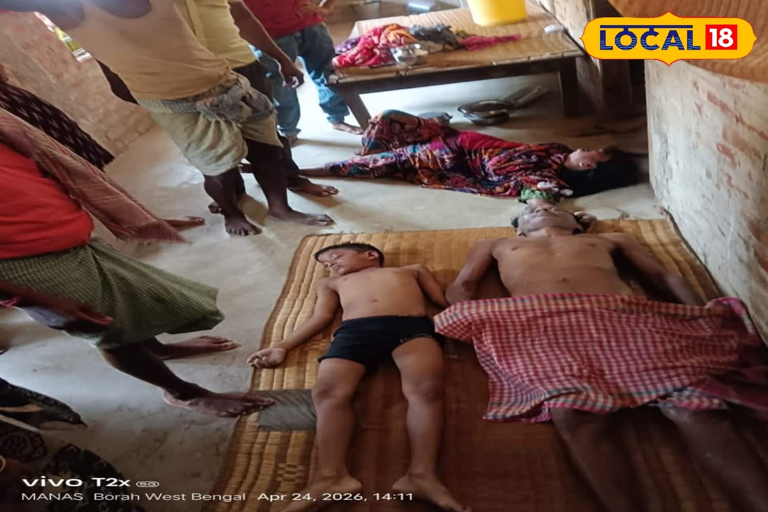একসঙ্গে স্বামী ও সন্তানকে হারিয়ে শোকে পাথর মহিলা