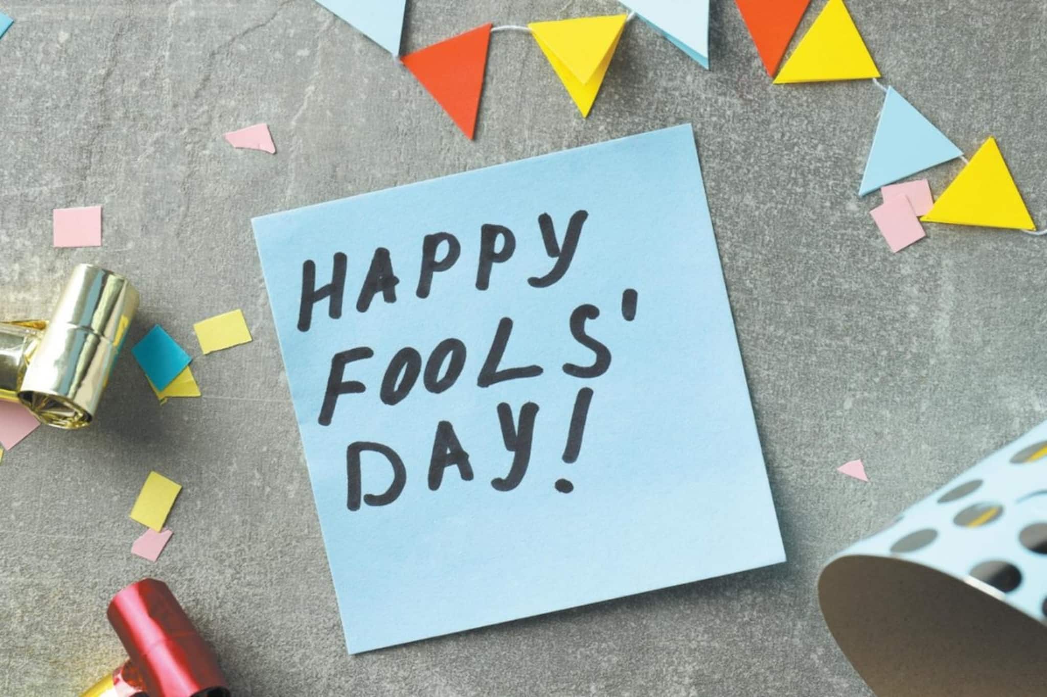 এপ্রিলের প্রথম দিনে ইচ্ছেমতো বোকা বানান প্রিয়জনকে, রইল একগুচ্ছ মিম, জোকস, মেসেজ