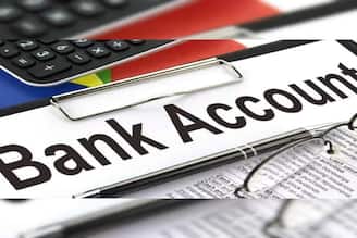 RBI-এর নিয়ম অনুযায়ী একজন ব্যক্তির কটা ব্যাঙ্ক অ্যাকাউন্ট থাকতে পারে ?