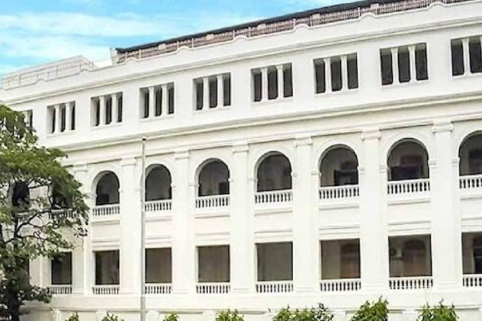 আগে ভোটের রেজাল্ট, তার পর পরীক্ষা! নির্বাচনকে সামনে রেখেই সিদ্ধান্ত কলকাতা বিশ্ববিদ্যালয়ের? 