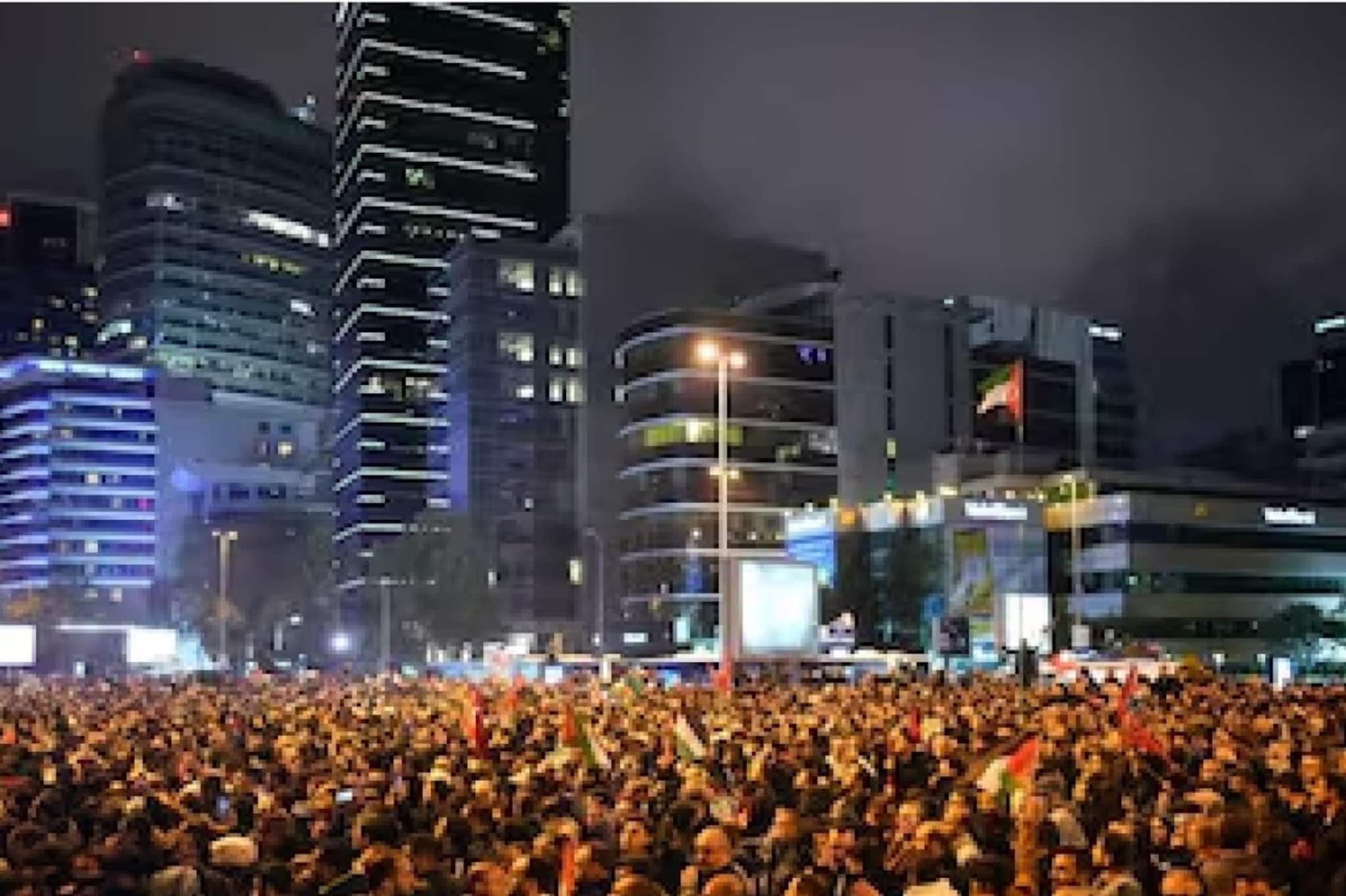 ইস্তানবুলে ইজরায়েল কনস্যুলেটের কাছে আচমকা গুলিবর্ষণ! ৩ বন্দুকধারী নিহত, জখম ২ পুলিশকর্মী ইস্তানবুলে ইজরায়েল কনস্যুলেটের কাছে আচমকা গুলিবর্ষণ! ৩ বন্দুকধারী নিহত, জখম ২ পুলিশকর্মী