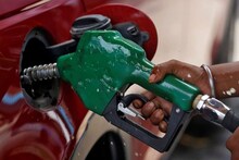 Petrol Diesel Price Hike: পাকিস্তানে পেট্রোলের দাম বেড়ে ৪৫৮ , ডিজেল ৫২০, মাথায় হাত সাধারণের !