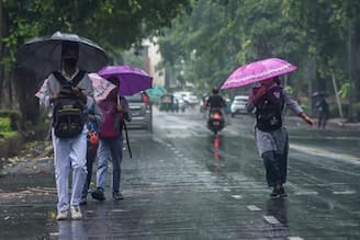 রবিবার থেকেই দক্ষিণবঙ্গের আবহাওয়ার বিরাট বদল! মঙ্গলবার কালবৈশাখী, শিলাবৃষ্টির তাণ্ডব এসব জেলায়
