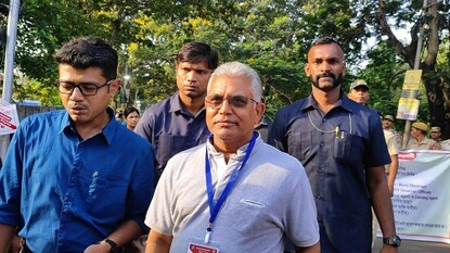 কী বললেন দিলীপ ঘোষ?