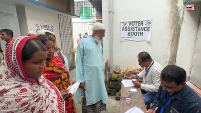 সকাল ১১টায় ভোটদানের হার ৪২.৮৩% সকাল ১১টায় ভোটদানের হার ৪২.৮৩%