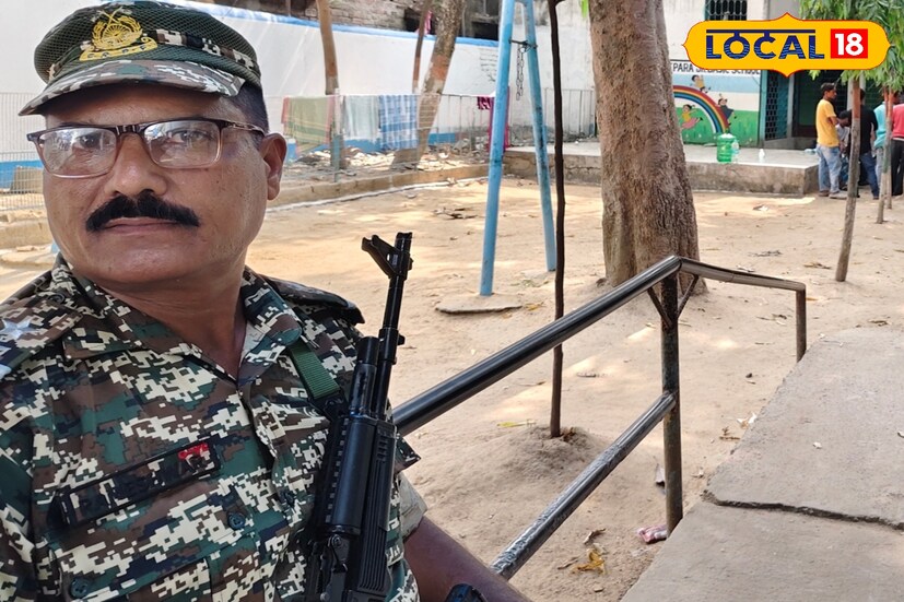 *রাজ্যে আলিপুরদুয়ারে ১, বাঁকুড়ায় ৩, বীরভূমে ৩, কোচবিহারে ৫, দক্ষিণ দিনাজপুরে ২, দার্জিলিঙে ৩, হুগলিতে ৫, হাওড়ায় ৪, জলপাইগুড়িতে ২, ঝাড়গ্রামে ১, কালিম্পঙে ১, কলকাতায় ৫ (উত্তরে ১, দক্ষিণে ৪), মালদহে ২, মুর্শিদাবাদে ৫, নদিয়ায় ৪, উত্তর ২৪ পরগনায় ৭, পশ্চিম বর্ধমানে ২, পশ্চিম মেদিনীপুরে ৩, পূর্ব বর্ধমানে ৪, পূর্ব মেদিনীপুরে ৪, পুরুলিয়ায় ৩, দক্ষিণ ২৪ পরগনার ৬ এবং উত্তর দিনাজপুর জেলায় ২টি গণনাকেন্দ্র থাকবে। *রাজ্যে আলিপুরদুয়ারে ১, বাঁকুড়ায় ৩, বীরভূমে ৩, কোচবিহারে ৫, দক্ষিণ দিনাজপুরে ২, দার্জিলিঙে ৩, হুগলিতে ৫, হাওড়ায় ৪, জলপাইগুড়িতে ২, ঝাড়গ্রামে ১, কালিম্পঙে ১, কলকাতায় ৫ (উত্তরে ১, দক্ষিণে ৪), মালদহে ২, মুর্শিদাবাদে ৫, নদিয়ায় ৪, উত্তর ২৪ পরগনায় ৭, পশ্চিম বর্ধমানে ২, পশ্চিম মেদিনীপুরে ৩, পূর্ব বর্ধমানে ৪, পূর্ব মেদিনীপুরে ৪, পুরুলিয়ায় ৩, দক্ষিণ ২৪ পরগনার ৬ এবং উত্তর দিনাজপুর জেলায় ২টি গণনাকেন্দ্র থাকবে।
