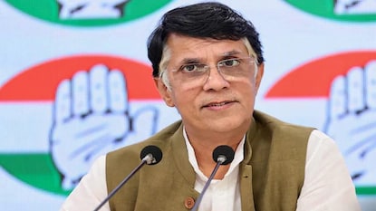 আগাম জামিন পেলেন কংগ্রেস নেতা পবন খেরা আগাম জামিন পেলেন কংগ্রেস নেতা পবন খেরা