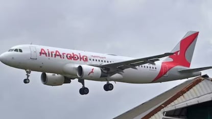 Flight: ‘২ বার বমি করেন প্লেনে, তারপর...’, চলন্ত বিমানের দরজা খুলে সোজা ঝাঁপ ব্যক্তির! চেন্নাই বিমানবন্দরে চাঞ্চল্যকর কাণ্ড (Representative Image- PTI) Flight: ‘২ বার বমি করেন প্লেনে, তারপর...’, চলন্ত বিমানের দরজা খুলে সোজা ঝাঁপ ব্যক্তির! চেন্নাই বিমানবন্দরে চাঞ্চল্যকর কাণ্ড (Representative Image- PTI)