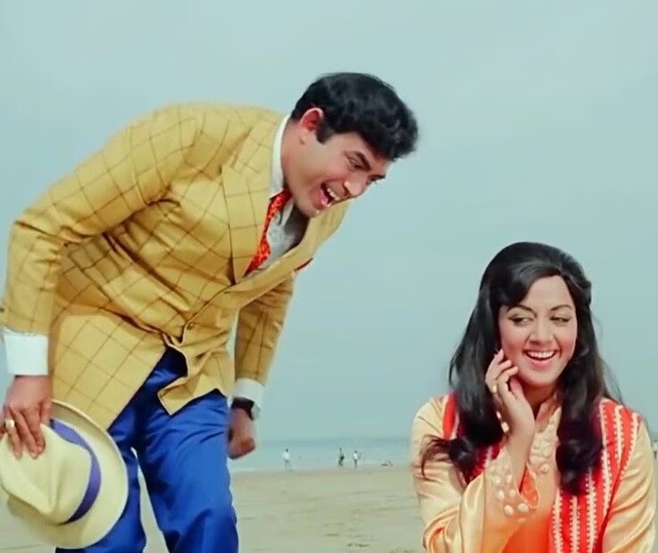 সুলক্ষণার জন্য তাঁর চলে যাওয়া ছিল গভীরভাবে ব্যক্তিগত এক শোকের বিষয়। তাঁর হৃদয় ভেঙে পড়ে, তিনি জনসাধারণের দৃষ্টি থেকে দূরে সরে যান, বিষণ্ণতায় ডুবে যান। একদা তিনি স্বীকারও করেছিলেন যে শোক তাঁকে এতটাই সব কিছু থেকে ঠেলে দিয়েছিল যে তিনি নিজের জীবন শেষ করার কথা ভেবেছিলেন। সুলক্ষণার সেই জীবন শেষ হল ২০২৫ সালে এসে, ৬ নভেম্বর তারিখে, যা তাঁর আজীবনের ভালবাসার মানুষ সঞ্জীব কুমারেরও মৃত্যুদিন, নিয়তির এই সমাপতনের ব্যাখ্যা কে করবে!