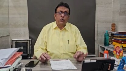 ঋতব্রত শিবিরে শান্তনু সেনও