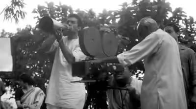 সত্যজিতের প্রতি শ্রদ্ধার্ঘ্য