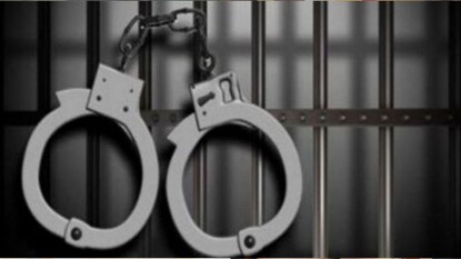 গ্রেফতার তৃণমূল বিধায়ক ঘনিষ্ঠ পঞ্চায়েত প্রধান গ্রেফতার তৃণমূল বিধায়ক ঘনিষ্ঠ পঞ্চায়েত প্রধান