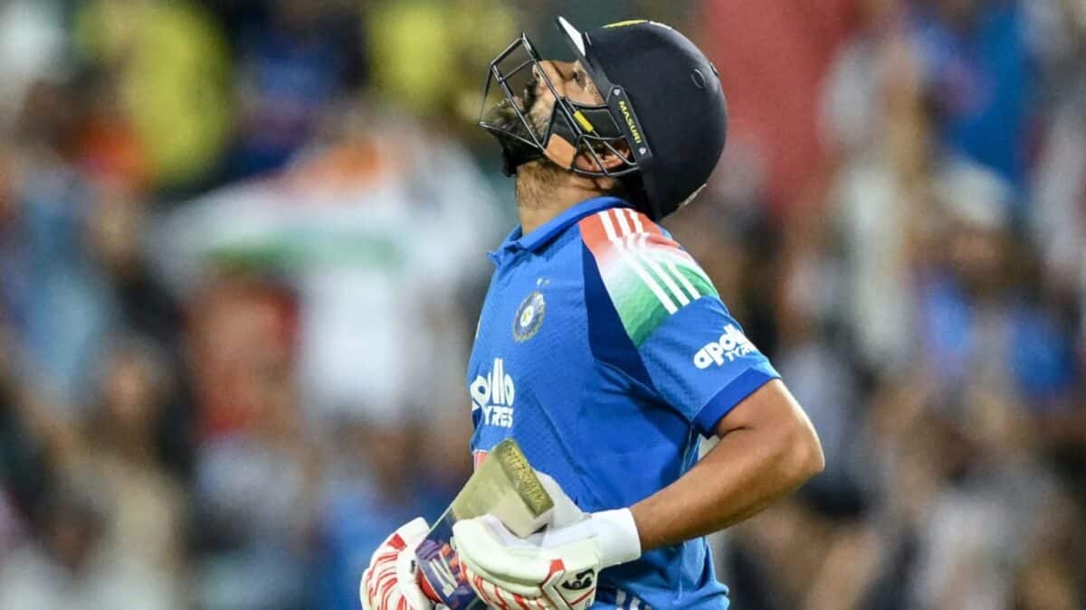 এবার ওডিআইতে বিধ্বংসী ওপেনার পেয়ে গেল ভারত! বিশ্বকাপে সংশয়ে রোহিতের জায়গা? এবার ওডিআইতে বিধ্বংসী ওপেনার পেয়ে গেল ভারত! বিশ্বকাপে সংশয়ে রোহিতের জায়গা?