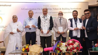 Photo Cap - L-R - BK Asha Didi, Sh Mahendra Nahata (MD HFCL), Dr. Deepak Vohra (IFS Retd Diplomat & Ambassador), TCA Srinivasa Prasad (President, ICMAI), Rajneesh Jain, Author & CFO Reliance Jio & Sh Ajay Mago (Publisher, Om Books)