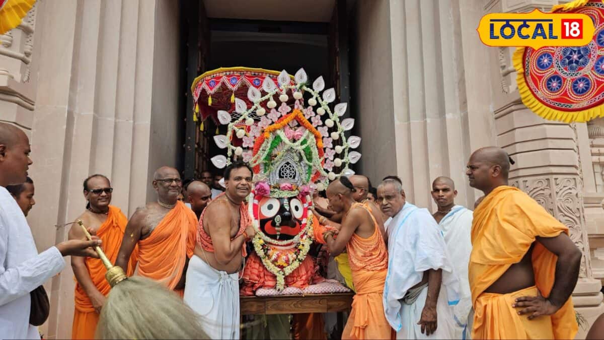 Snan Yatra: দিঘা মন্দিরে থিকথিক করছে ভিড়… সাড়ম্বরে জগন্নাথ দেবের স্নানযাত্রা, কতক্ষণ করা যাবে দর্শন?