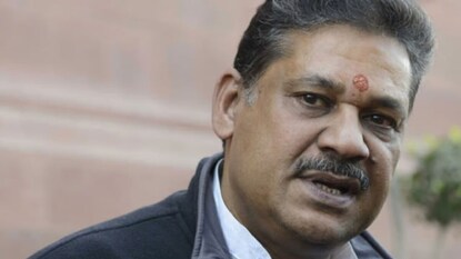 কল্যাণের পাশে দাঁড়ালেন কীর্তি আজাদ কল্যাণের পাশে দাঁড়ালেন কীর্তি আজাদ