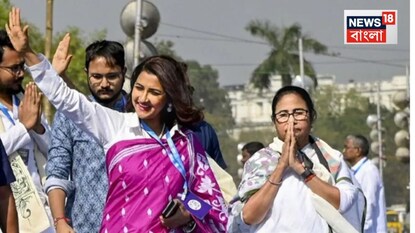 রচনা বন্দ্যোপাধ্যায়ের হয়ে প্রচারে মমতা বন্দ্যোপাধ্যায়৷ ফাইল ছবি