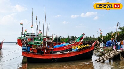 তল্লাশি অভিযান চললেও শনিবার সকাল পর্যন্ত মৎস্যজীবীর খোঁজ মেলেনি তল্লাশি অভিযান চললেও শনিবার সকাল পর্যন্ত মৎস্যজীবীর খোঁজ মেলেনি