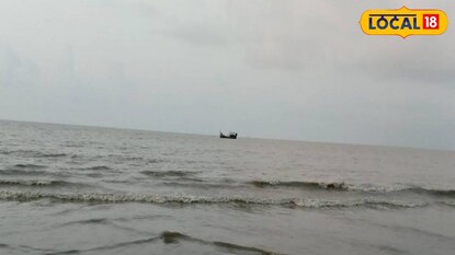 বঙ্গোপসাগরে মাছ ধরতে গিয়ে কাকদ্বীপের ট্রলার দুর্ঘটনার পর মাঝসমুদ্রে অন্য ট্রলারের মাধ্যমে মৎস্যজীবীদের চলছে উদ্ধারকাজ