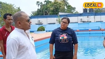 রাজনীতির অভিযোগ দূরে সরিয়ে ফের অনুশীলনে সায়নী, খুলল সুইমিং পুলের দরজা রাজনীতির অভিযোগ দূরে সরিয়ে ফের অনুশীলনে সায়নী, খুলল সুইমিং পুলের দরজা