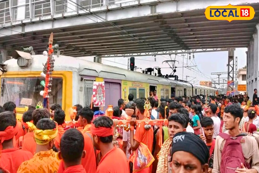 গতবছর অর্থাৎ ২০২৫ সালের শ্রাবণী মেলার প্রথম দুই সোমবারে তারকেশ্বরে যাত্রী সংখ্যা ছিল ১,৮৫,৩১০ জন, তাতেআয় ৩৩,০৮,৭২০ টাকা। ২০২৬ সালে পরপর দুই সোমবারে ,তা ৭.০৭% বেড়ে দাঁড়ায় ১,৯৮,৪১৯ জনে এবং আয় ২০.২১% বৃদ্ধি পেয়ে পৌঁছয় ৩,৯৭,৭৩৪৫ টাকায়। একইভাবে, শেওড়াফুলি জংশনে যাত্রী সমাগম ১২.২৫% বৃদ্ধি পেয়ে ৬৩,৯৪৮ জনে পৌঁছয় এবং আয় ১৭.৮৮% বেড়ে দাঁড়ায় ৫,৩৫,২৯০ টাকা। গতবছর অর্থাৎ ২০২৫ সালের শ্রাবণী মেলার প্রথম দুই সোমবারে তারকেশ্বরে যাত্রী সংখ্যা ছিল ১,৮৫,৩১০ জন, তাতেআয় ৩৩,০৮,৭২০ টাকা। ২০২৬ সালে পরপর দুই সোমবারে ,তা ৭.০৭% বেড়ে দাঁড়ায় ১,৯৮,৪১৯ জনে এবং আয় ২০.২১% বৃদ্ধি পেয়ে পৌঁছয় ৩,৯৭,৭৩৪৫ টাকায়। একইভাবে, শেওড়াফুলি জংশনে যাত্রী সমাগম ১২.২৫% বৃদ্ধি পেয়ে ৬৩,৯৪৮ জনে পৌঁছয় এবং আয় ১৭.৮৮% বেড়ে দাঁড়ায় ৫,৩৫,২৯০ টাকা।