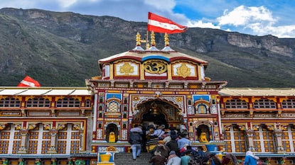 দানচুরির অভিযোগ উঠল বদ্রীনাথ দানচুরির অভিযোগ উঠল বদ্রীনাথ