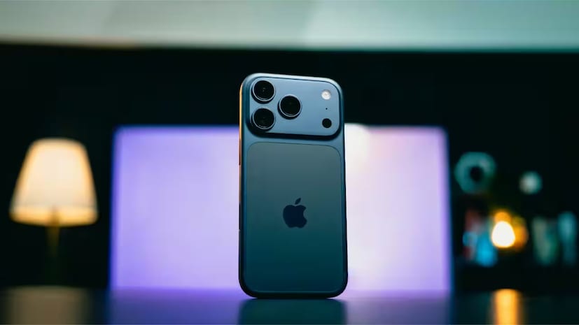 iPhone 18 Pro Max Leaks: লঞ্চের আগেই ফাঁস iPhone 18 Pro Max-এর ব্যাটারি! আগের মডেলের তুলনায় কী বদলাবে? সামনে এল নতুন তথ্য iPhone 18 Pro Max Leaks: লঞ্চের আগেই ফাঁস iPhone 18 Pro Max-এর ব্যাটারি! আগের মডেলের তুলনায় কী বদলাবে? সামনে এল নতুন তথ্য