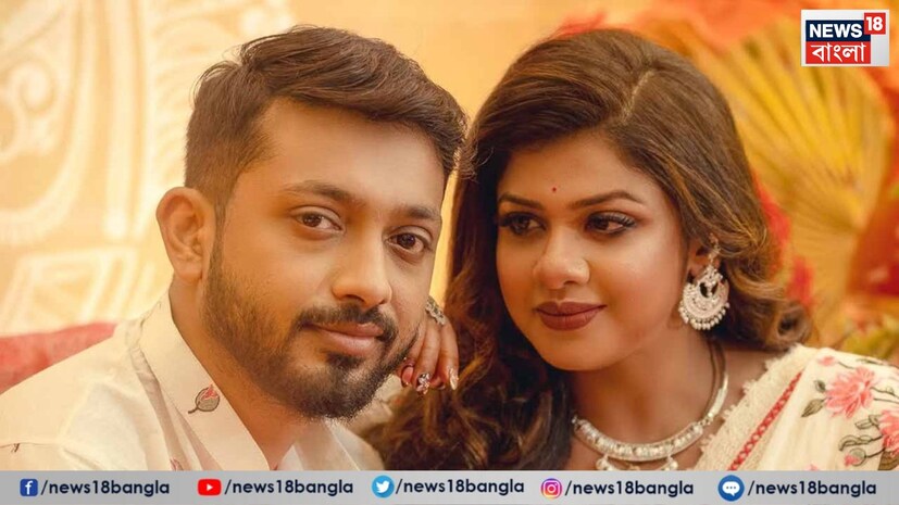 সন্তান জন্মানোর এই খবর নিজেই সোশ্যাল মিডিয়ায় পোস্ট করেন অভিনেত্রী৷ লেখেন, ‘‘২০১৯ সালের ১৯ মার্চ যে স্বপ্নটা থেমে গিয়েছিল, আজ যেন তারই নতুন করে শুরু। দীর্ঘ সাত বছরের অপেক্ষা, লড়াই, অগণিত কষ্ট আর না-পাওয়ার যন্ত্রণার পর আজ আমি মাতৃত্বের স্বাদ পেলাম।’’তবে সুস্মিতা-শুভাশিসের ছেলে হয়েছে নাকি মেয়ে, তা তাঁরা জানাননি৷ সন্তান জন্মানোর এই খবর নিজেই সোশ্যাল মিডিয়ায় পোস্ট করেন অভিনেত্রী৷ লেখেন, ‘‘২০১৯ সালের ১৯ মার্চ যে স্বপ্নটা থেমে গিয়েছিল, আজ যেন তারই নতুন করে শুরু। দীর্ঘ সাত বছরের অপেক্ষা, লড়াই, অগণিত কষ্ট আর না-পাওয়ার যন্ত্রণার পর আজ আমি মাতৃত্বের স্বাদ পেলাম।’’তবে সুস্মিতা-শুভাশিসের ছেলে হয়েছে নাকি মেয়ে, তা তাঁরা জানাননি৷
