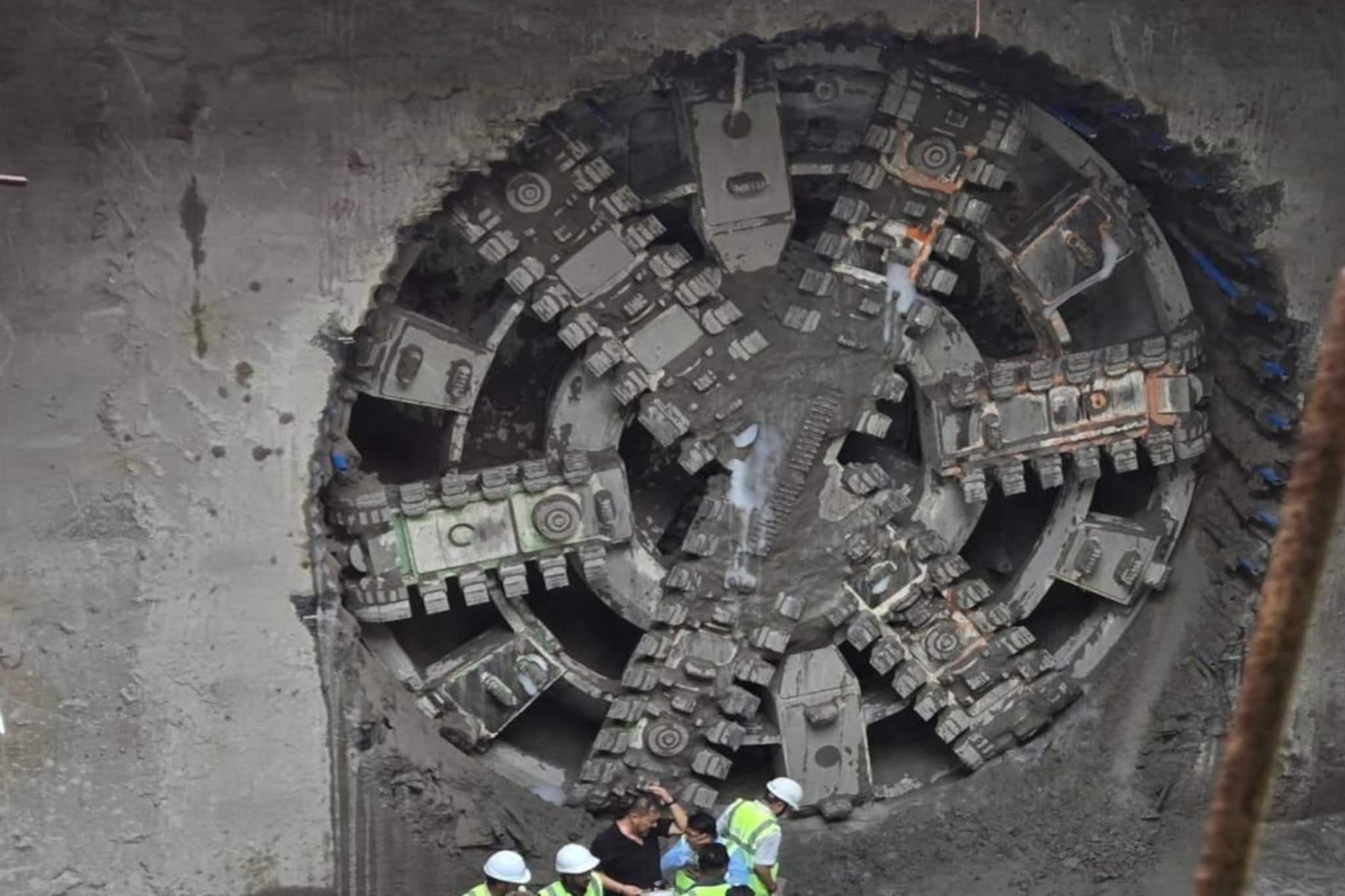 TBM Divya completes Khidirpur-Victoria metro tunnel for purple line