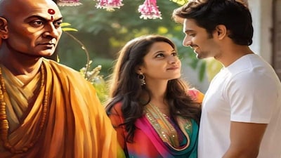 নিখাদ বন্ধুত্ব নাকি প্রেম কী বলছে চাণক্য নীতি?