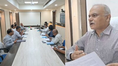 জেলা প্রশাসনের সঙ্গে বৈঠক কমিশনের