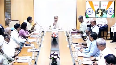 বৈঠকে রেল বোর্ডের চেয়ারম্যান সতীশ কুমার৷ 