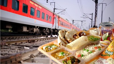ট্রেনের খাবারে এবার কড়া নজরদারি।