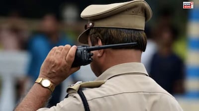 ছাত্রীদের অভিযোগে তদন্তে পুলিশ ( প্রতীকী ছবি)