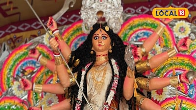 জলপাইগুড়ির ৫১৭ বছরের প্রাচীন বৈকুণ্ঠপুর রাজবাড়ির দুর্গাপুজো
