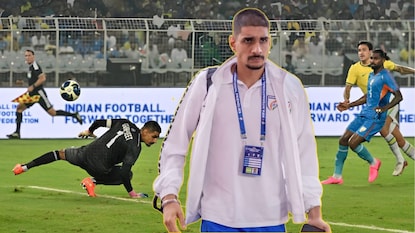 India vs Brazil : ৪-০, ব্রাজিলের কাছে ভারতের হারে ‘ভিলেন’ কি গুরপ্রিত সিং সান্ধু? ভারতীয় গোলকিপার নিজে যা বললেন, শুনে অবাক হতে পারেন India vs Brazil : ৪-০, ব্রাজিলের কাছে ভারতের হারে ‘ভিলেন’ কি গুরপ্রিত সিং সান্ধু? ভারতীয় গোলকিপার নিজে যা বললেন, শুনে অবাক হতে পারেন