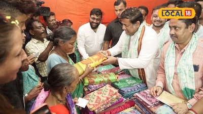 Puja clothes for just Rs 10 at Namo Shopping Mall in Panihati