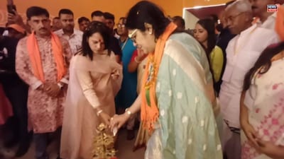 শ্যামাপ্রসাদের স্মৃতিতে সাজল পুজোমণ্ডপ